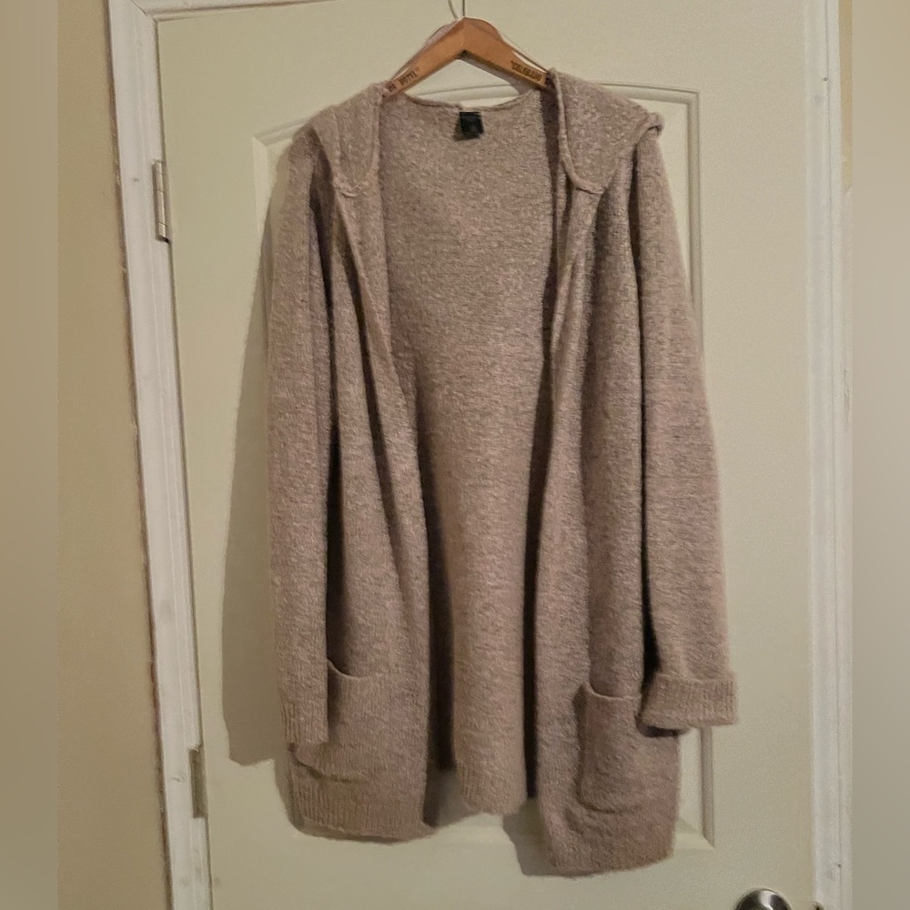 MADISON LILLY SWEATER /CARDIGAN
